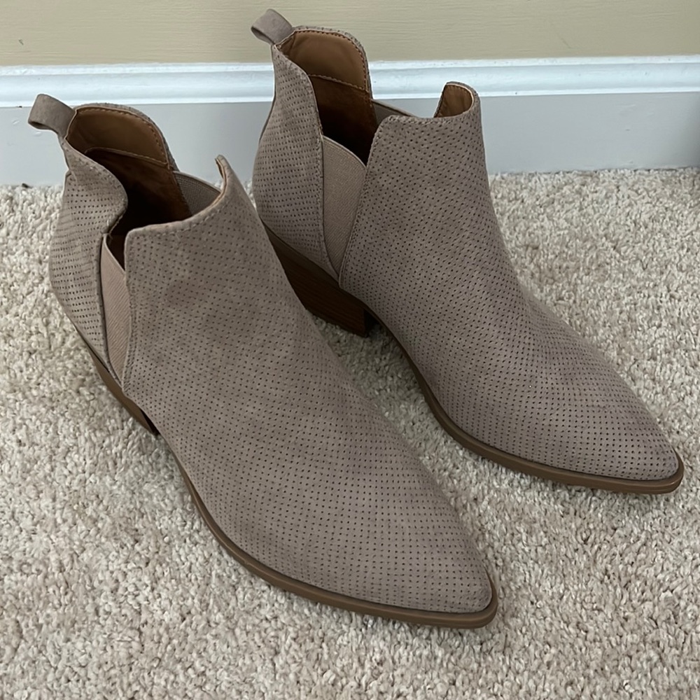 Universal Thread Booties (Target)